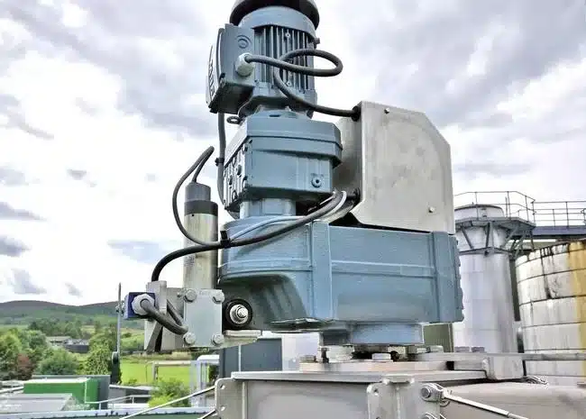 Moteur de sprinkler pour lit bactérien