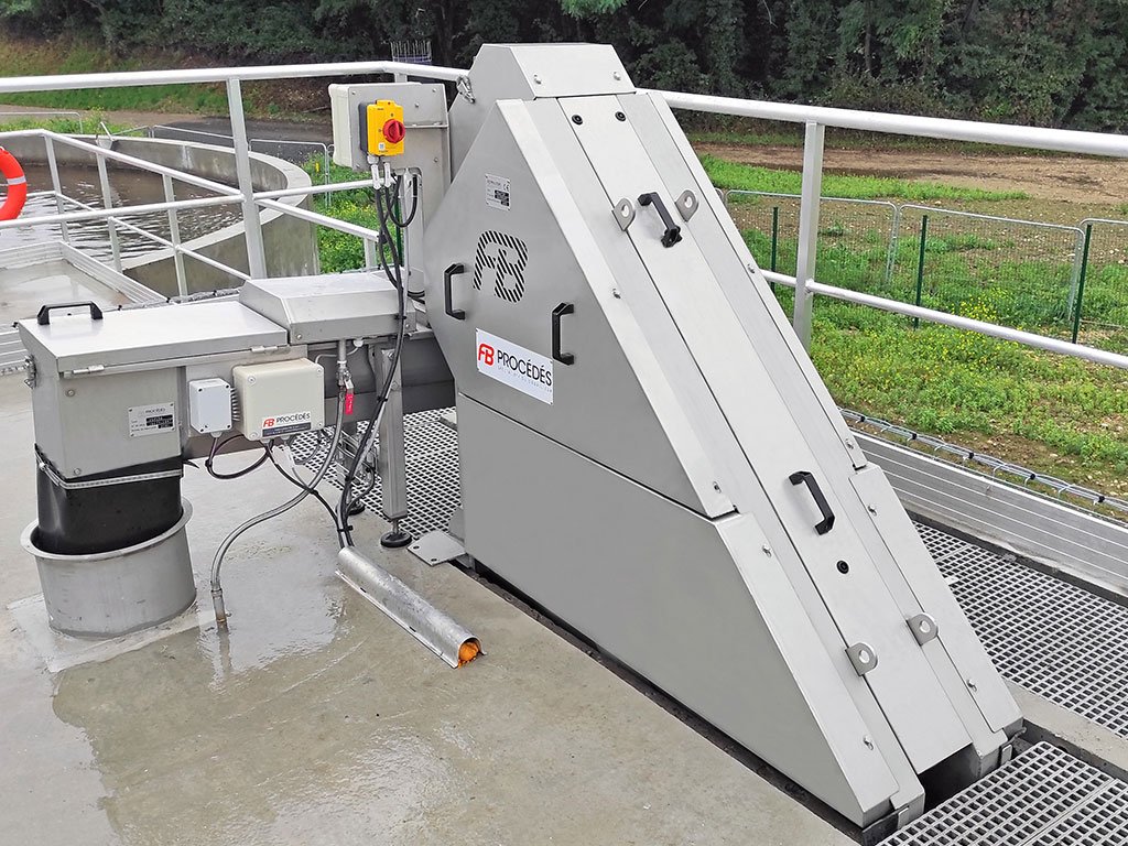 step screen dans une station d'épuration